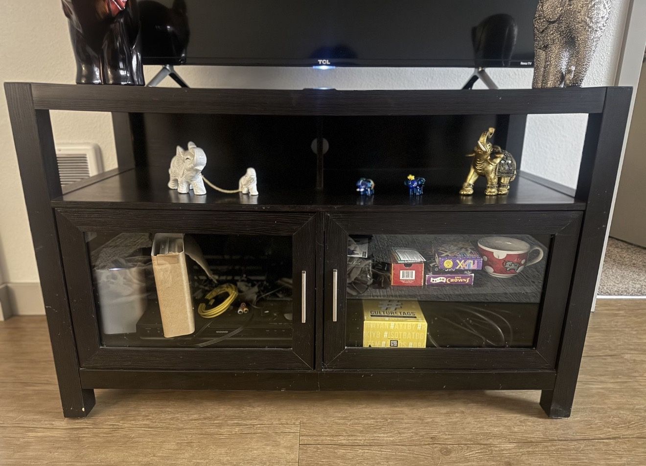 TV STAND OPEN OFFERS(NO DOOR/PICK UP ONLY)