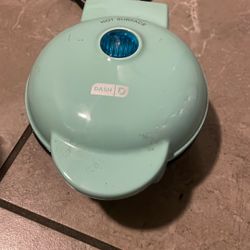 Waffle Maker 