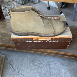 Sz 13 Men’s Skecher Chukka Boots