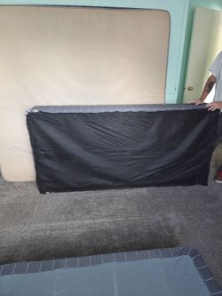 Standard King Bed and Box Springs