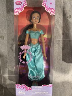 Disney Store Jazmine singing doll 17 inches