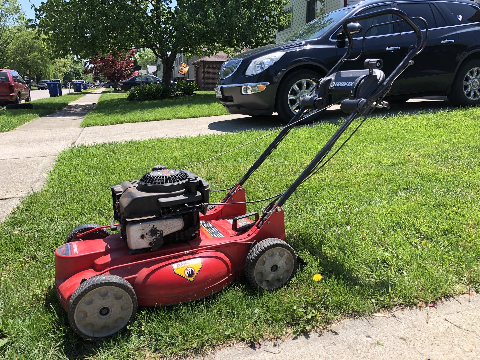 Troy Bilt Variable Speed Self Propelled Lawn Mower