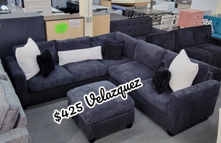 ✅️✅️4 pc black corduroy fabric upholstered sectional sofa with ottoman✅️✅️