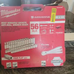 Brand new and sealed Milwaukee 56 piece socket set 3/8 metric and standard