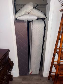 2 Boxsprings & 2 full mattresses