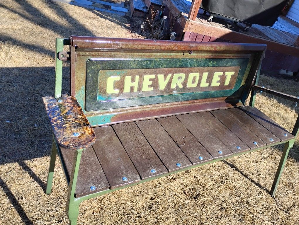 Tailgate Bench Seat