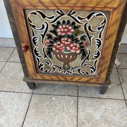 Vintage style cabinet 