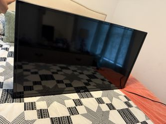 RCA tv 42”