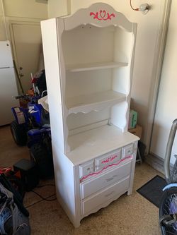 Kids dresser