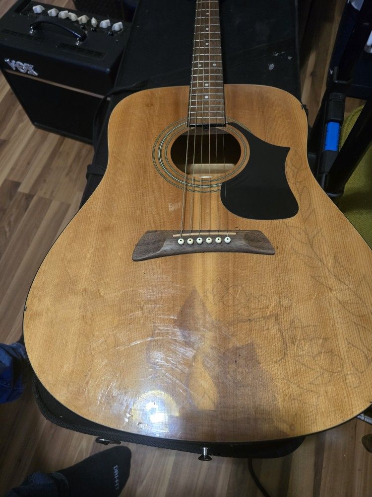 First Act Mg418 Acoustic Guitar