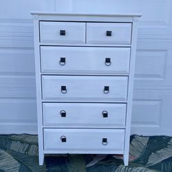 Dresser White Drawers 
