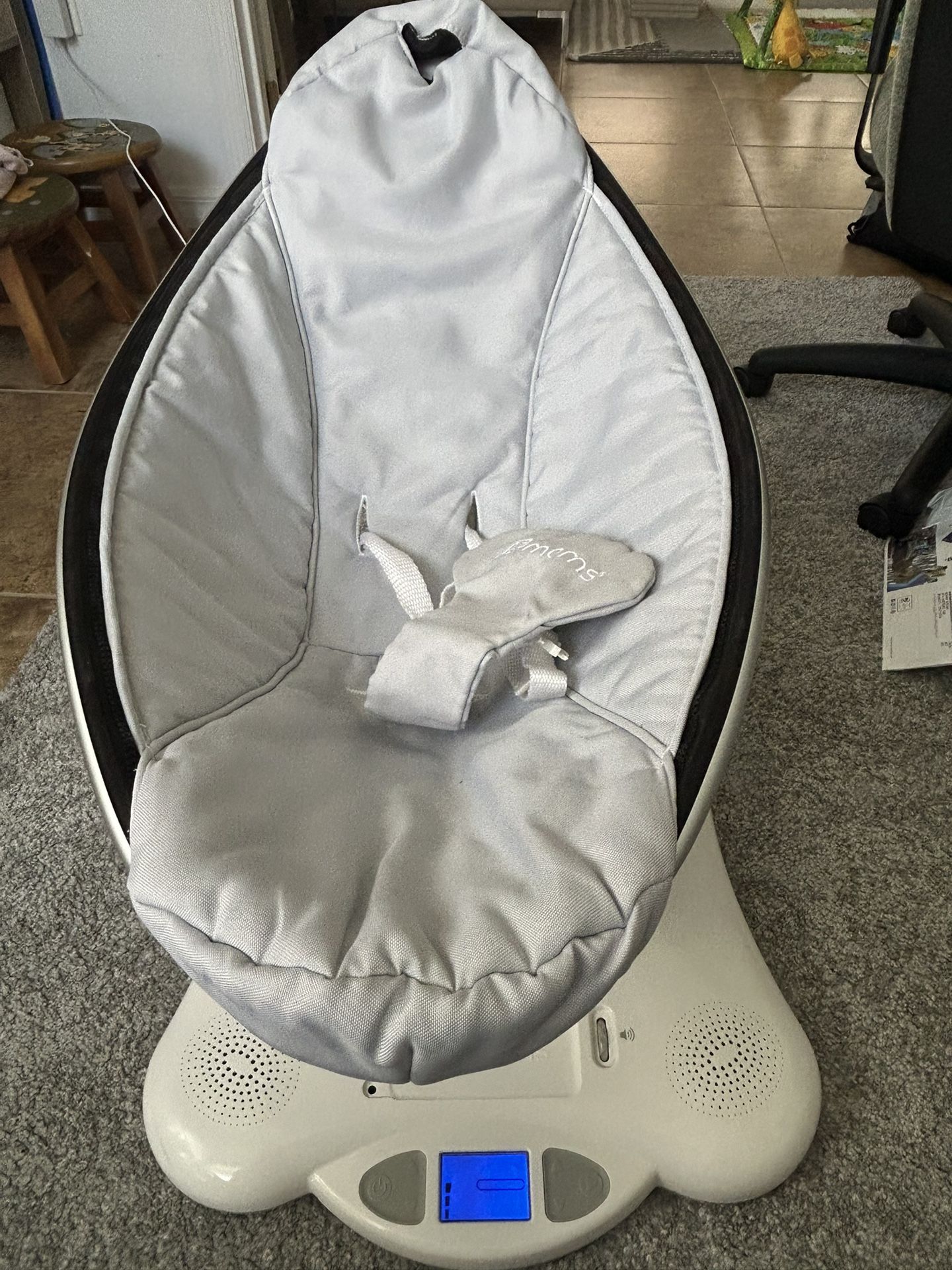 MamaRoo Classic Baby Swing
