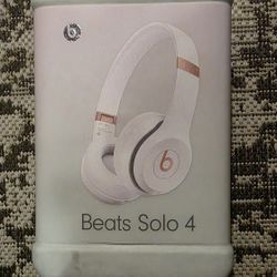 Brand New Sealed Beats Solo 4 Cloud Pink