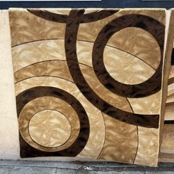 Large Area Rug (New)