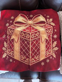 Christmas pillow covers (4)