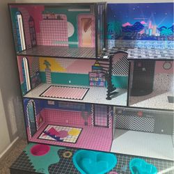 L.O.L House