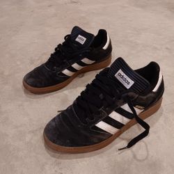 Adidas BUSENITZ