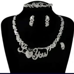 Necklace Set