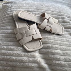 Women’s Sandals 