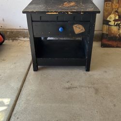 Small Drawer / Side Drawer / Coffee Table $1