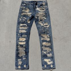 Undercover 85 Arts and Crafts