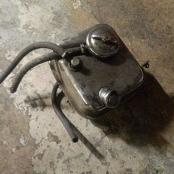 Harley Davidson oil tank