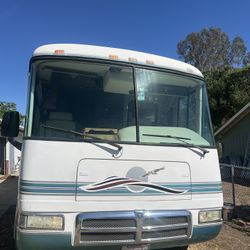 1999 class a 33foot REXAIR by rexhall motor home with two slides 