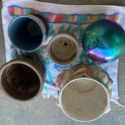 Gazing ball/ 4 garden pots