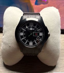 black gucci watch authentic