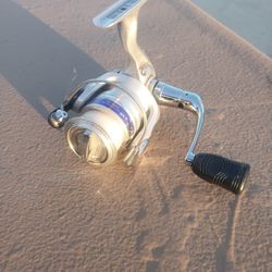 Daiwa Fishing Reel 2500 Size 