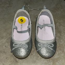 Carter’s Toddler Girl’s Silver Shoes / Flats, Size 5