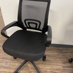 Brand New Mesh Office Chair Computer Chair 