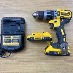 DEWALT DCD796 20V Volt Brushless Hammer Drill Driver w/ 2 Batteries & Charger