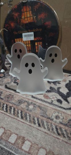 Halloween 3pc acrylic ghosts