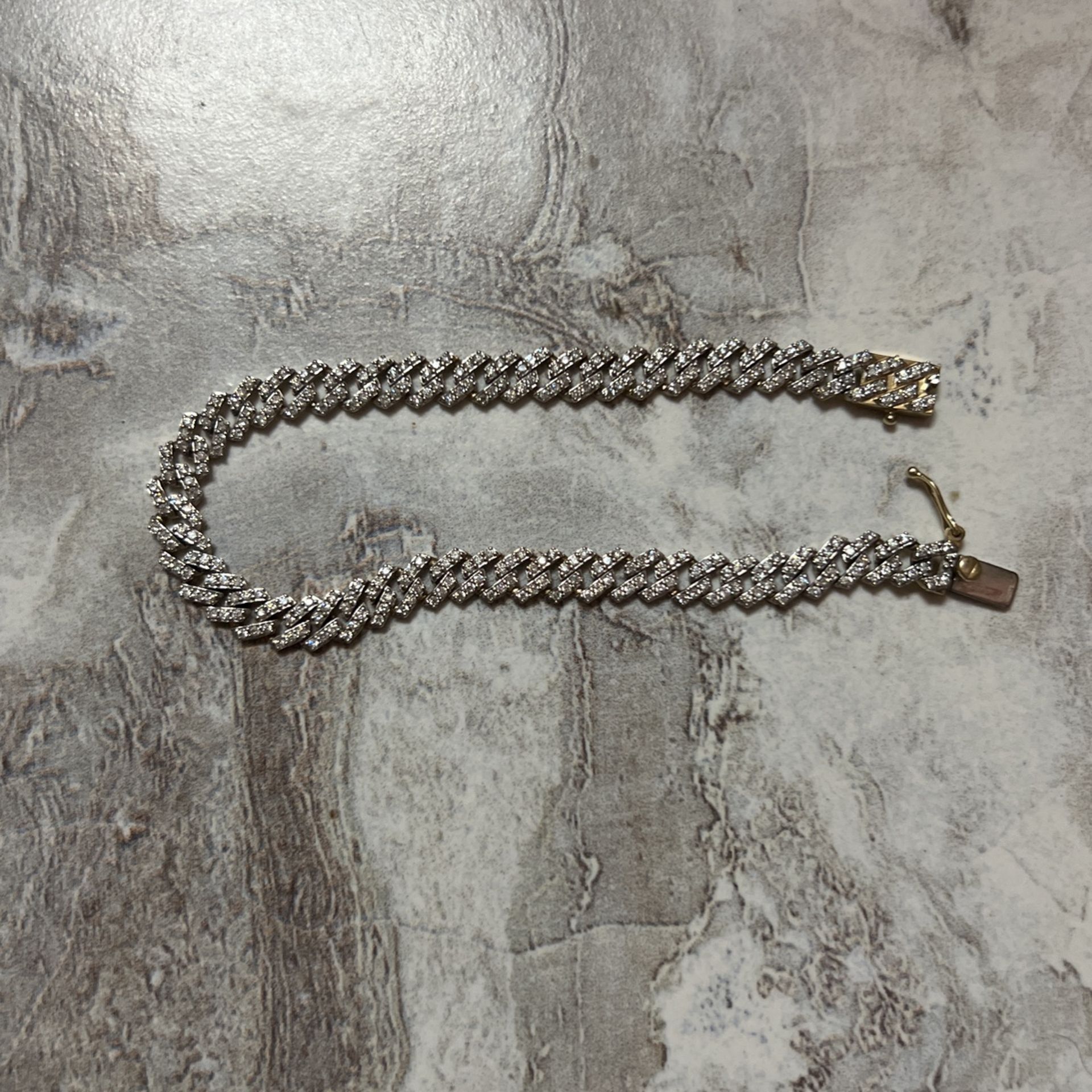 10kt VS Diamond Bracelet 