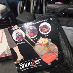 New Snoozer Roll Around Large 4-in-1 Pet Carrier Backpack with Multi-Stage Handle $50