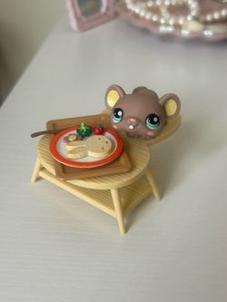 Littlest pet shop mouse