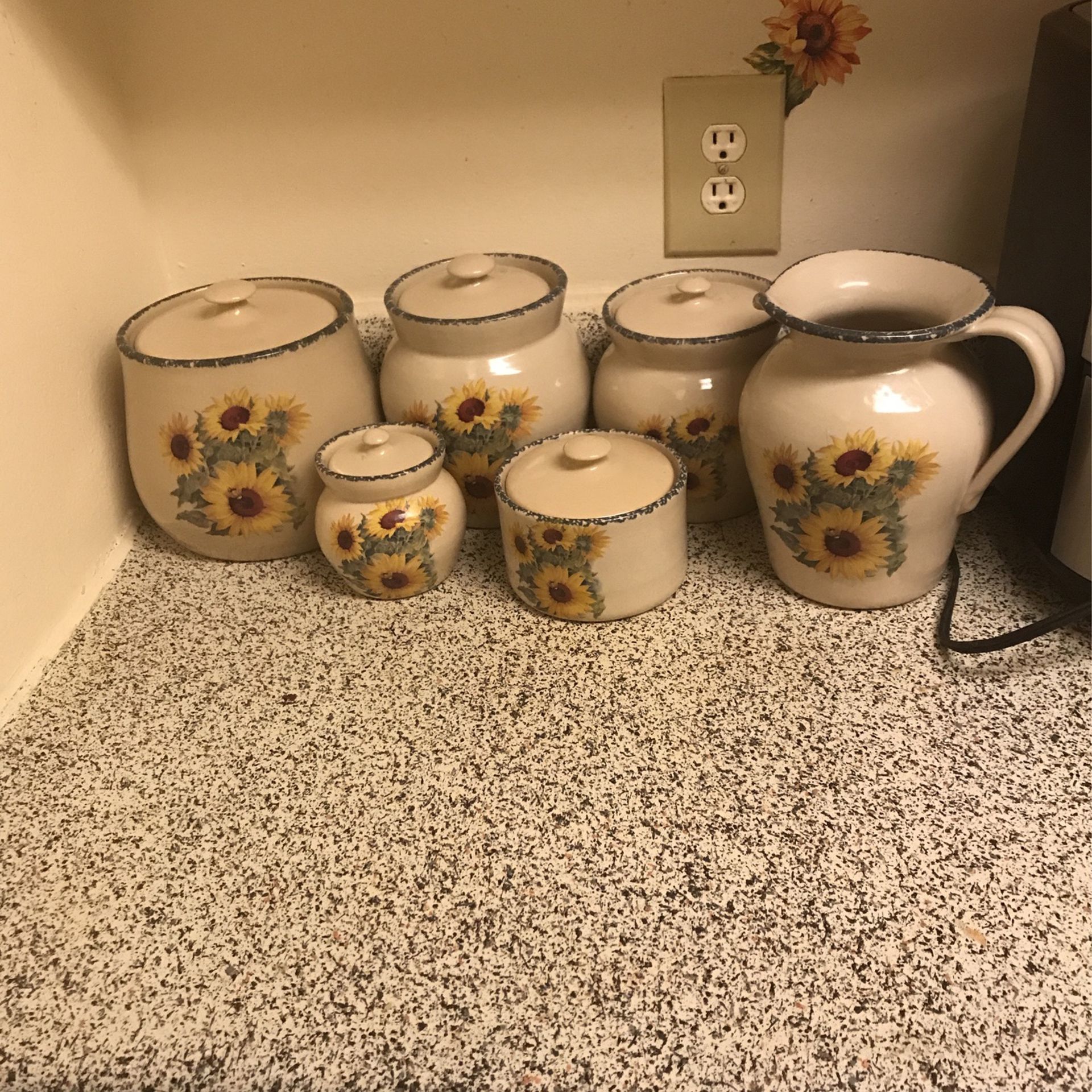 cookie jar and pitcher set