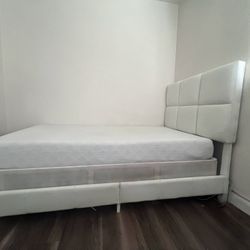 Twin bed