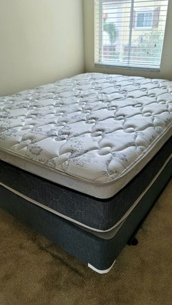 NEW QUEEN-SIZE PILLOW TOP MATTRESS AND BOX SPRING 🆕️