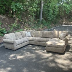 3 piece Sectional Couch