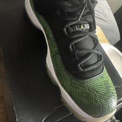 Jordan 11 Low Snake skin ( 2013 Release)