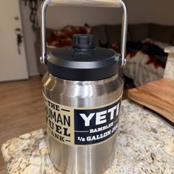 YETI Rambler Half Gallon Jug stainless stee