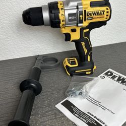 New Dewalt DCD999 20V Max XR 1/2" Flexvolt Advantage Brushless Hammer Drill. ( Tool Only) Nuevo 