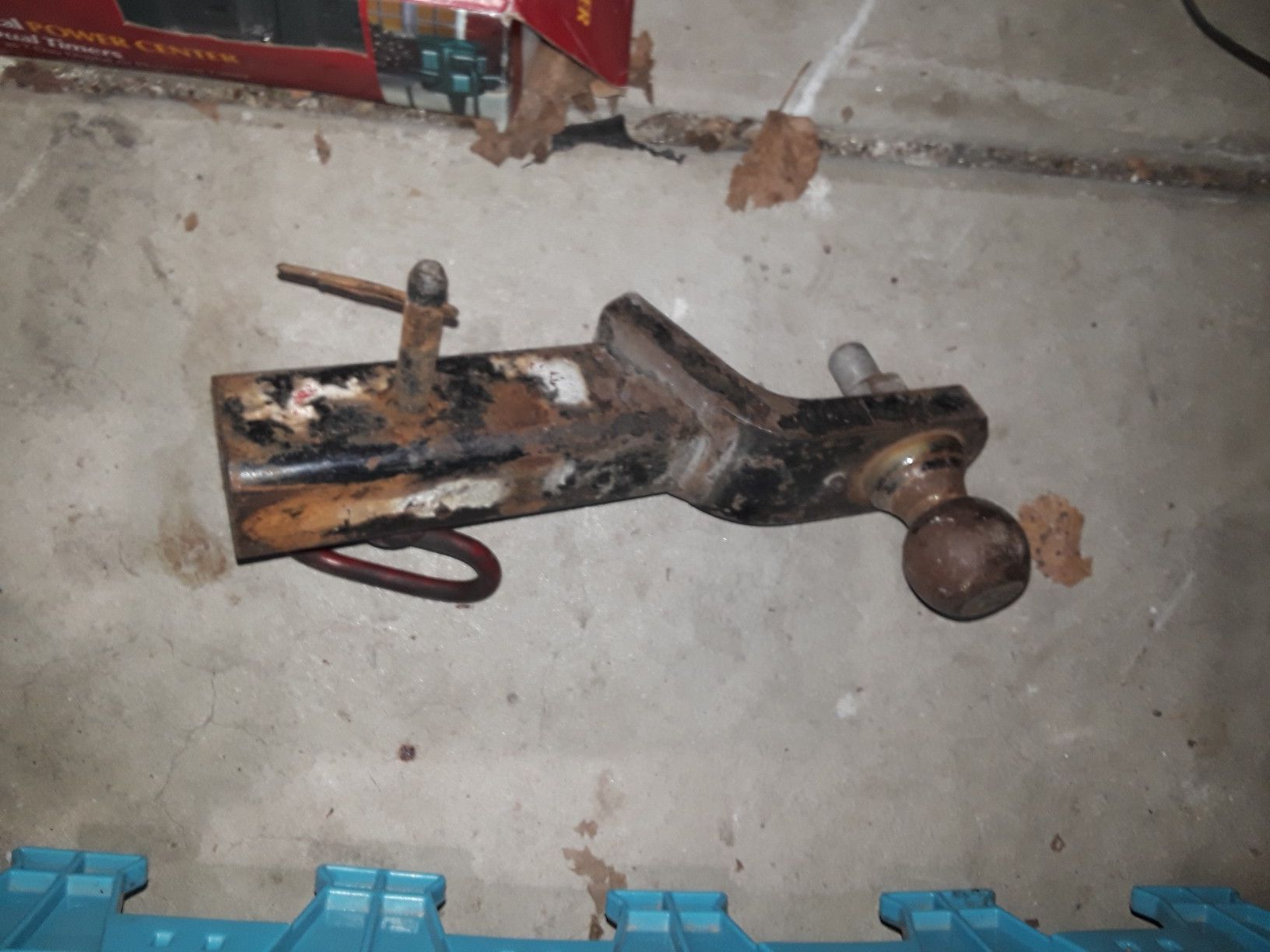 Tow ball and shaft