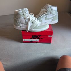 Nike Jordan 1 high OG seafoam- used, size W10.5, M9