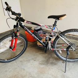 Trek Fuel SLR 80 Mountain Bike 