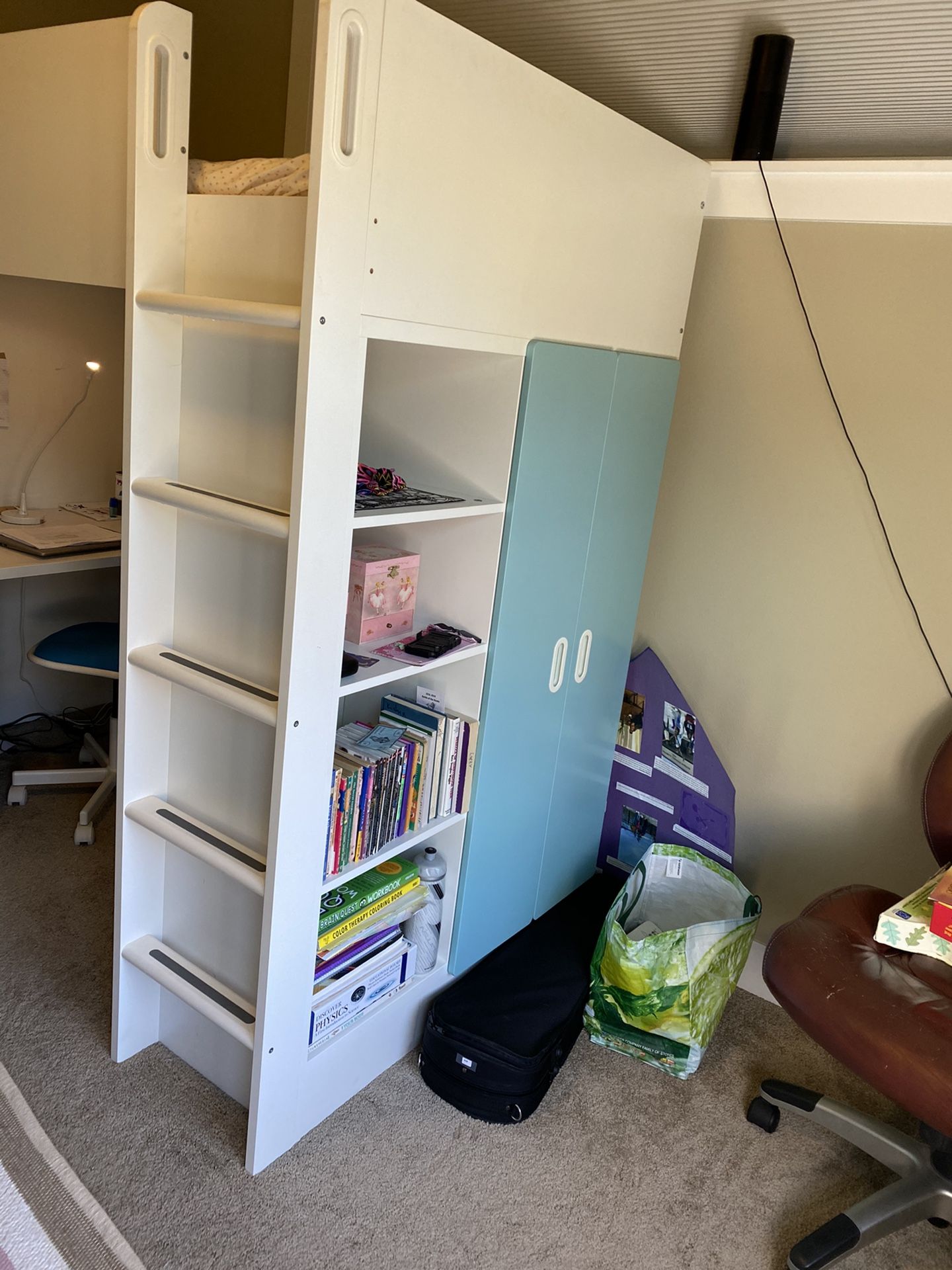 Stuva (Ikea) Kids bunk bed + study desk