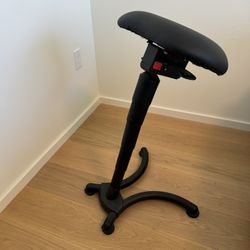 Standing Chair 