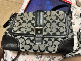Coach Hamptons Signature Flap Crossbody Bag